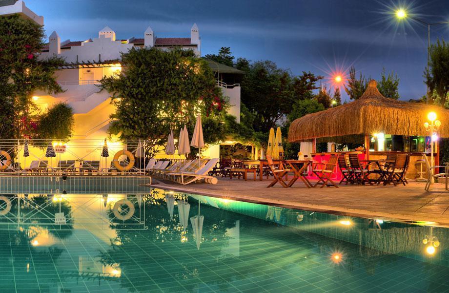 Hotel Golden Gate Kuşadası Buitenkant foto
