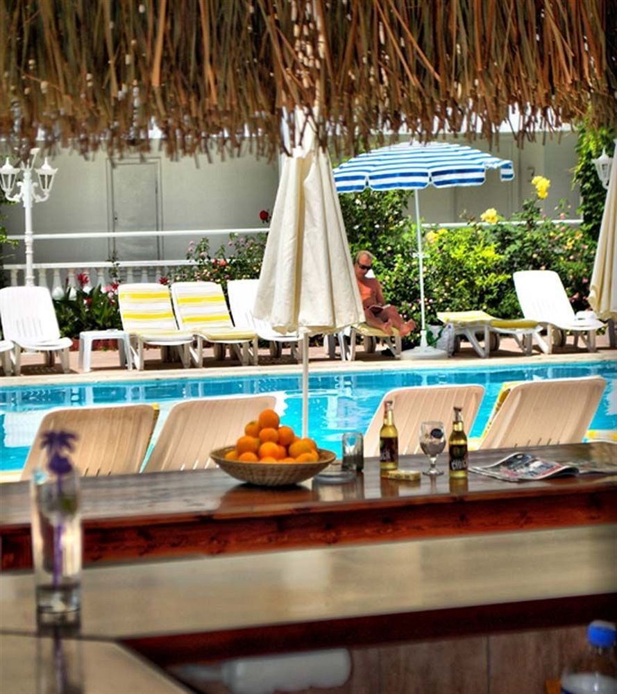 Hotel Golden Gate Kuşadası Buitenkant foto