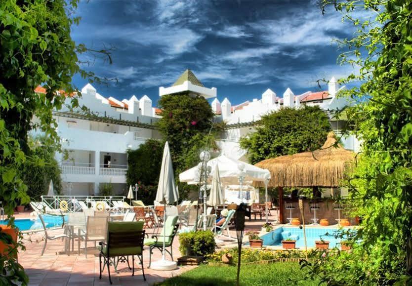 Hotel Golden Gate Kuşadası Buitenkant foto