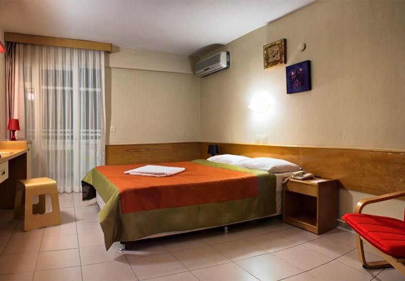 Hotel Golden Gate Kuşadası Buitenkant foto