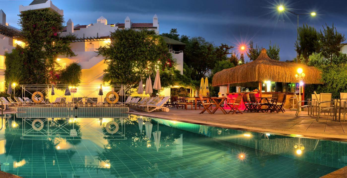 Hotel Golden Gate Kuşadası Buitenkant foto